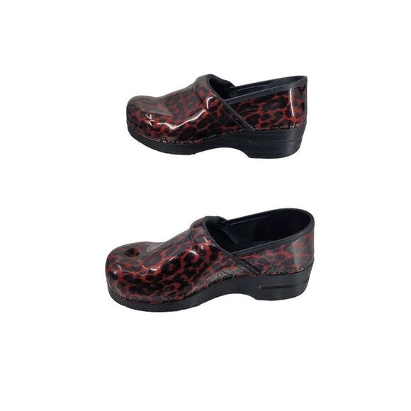 Dansko Professional Mules Clogs 41 Metallic Wine Red Leopard Animal Print Grunge - Picture 5 of 14